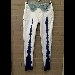 Levi’s super skinny tie dye jeans 28